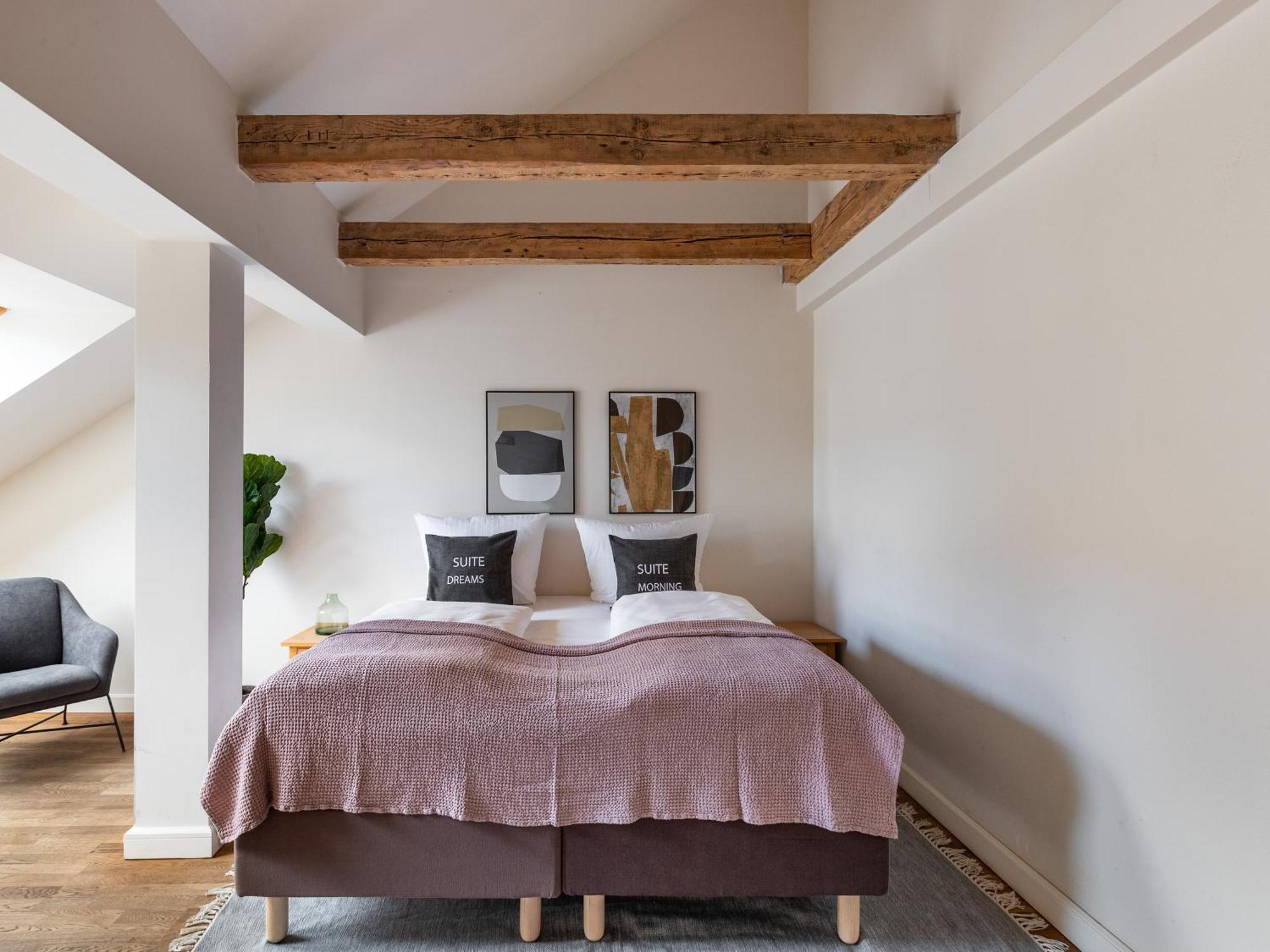 Aparthotel Schoenhouse Street *